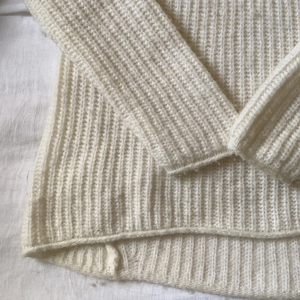 Rag & Bone VNeck Sweater - Picture 3 of 5
